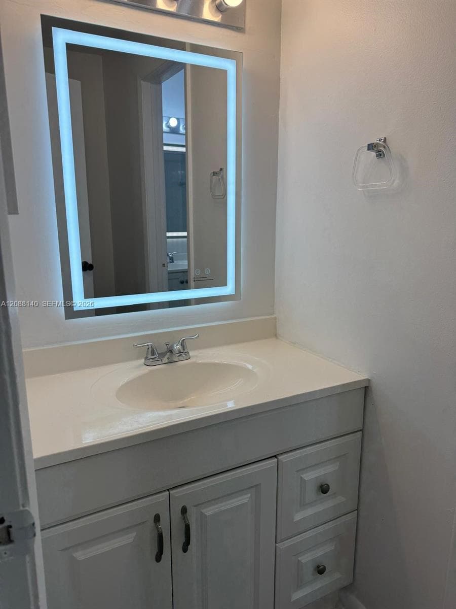 LAKESHORE CONDO · #1002D in Homestead - Photo 20