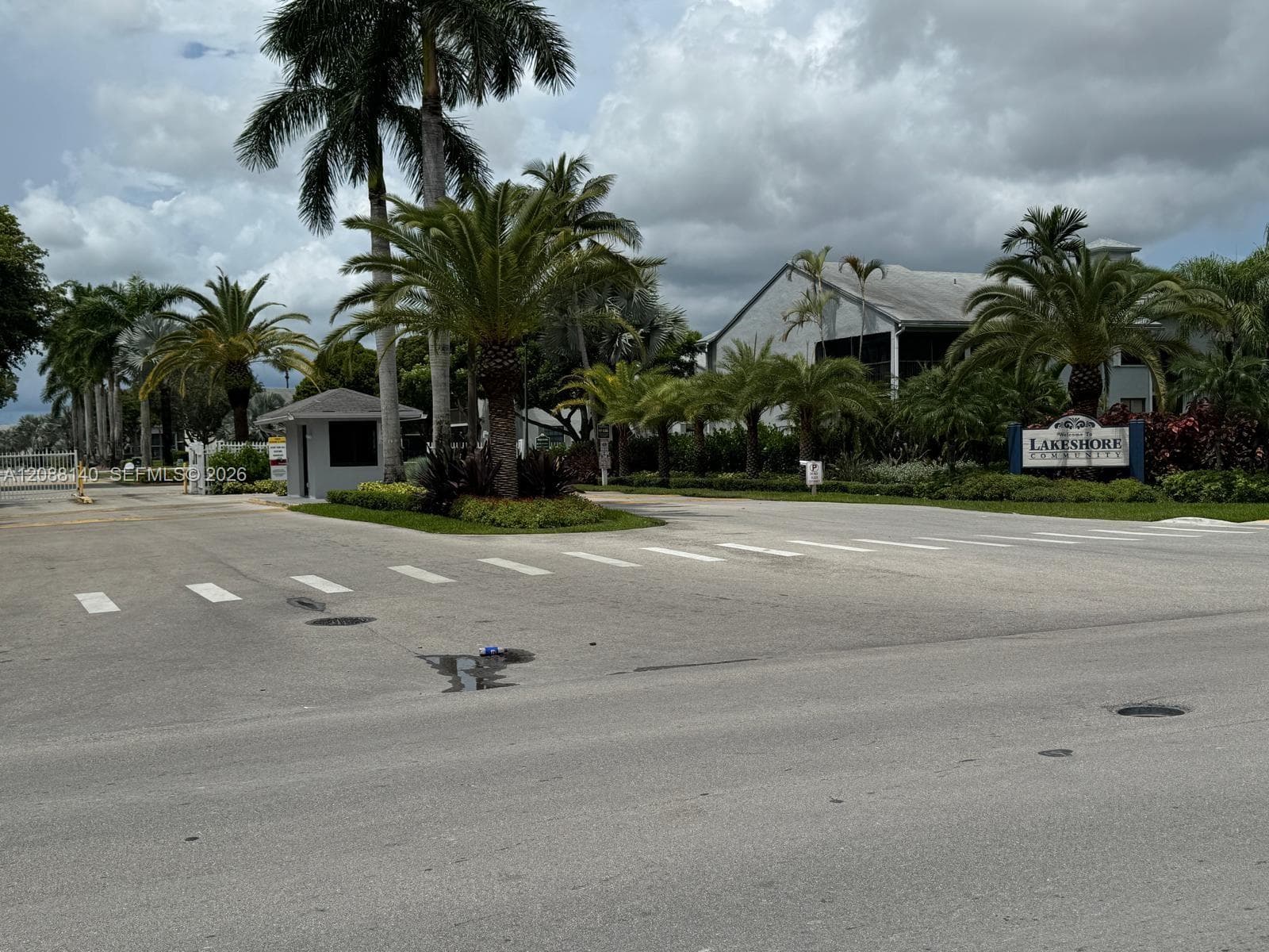 LAKESHORE CONDO · #1002D in Homestead - Photo 4