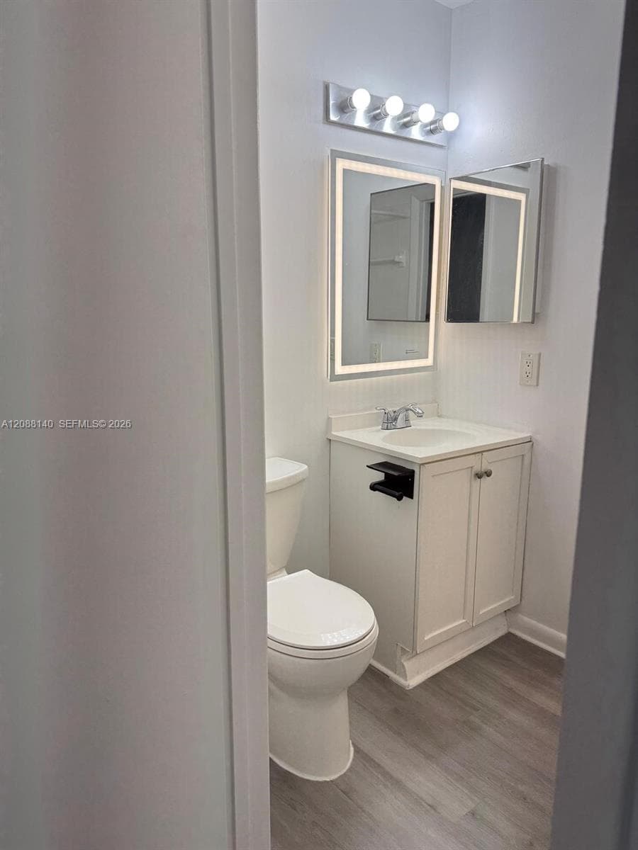 LAKESHORE CONDO · #1002D in Homestead - Photo 21