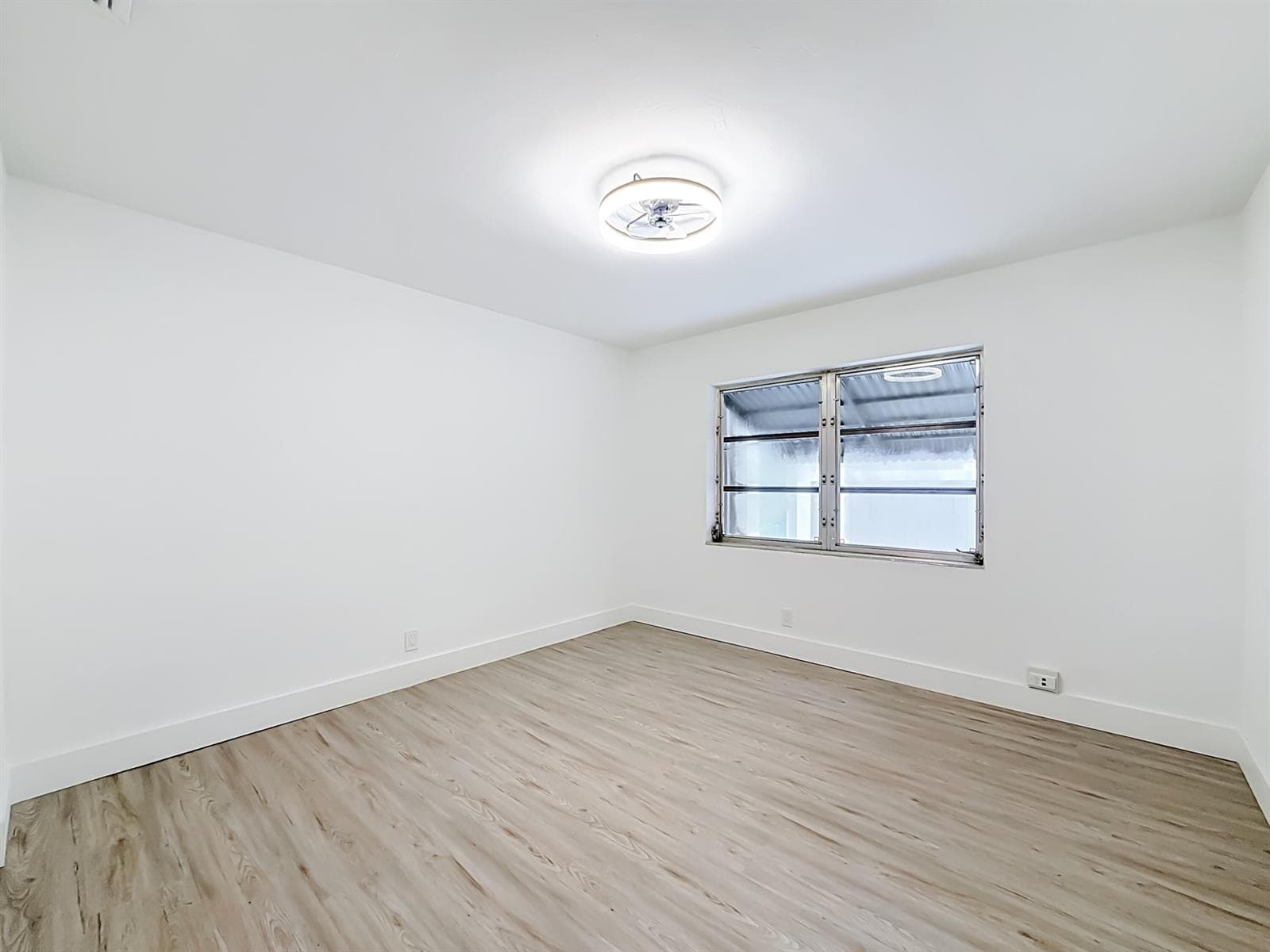 1110 SW 31st Street-22