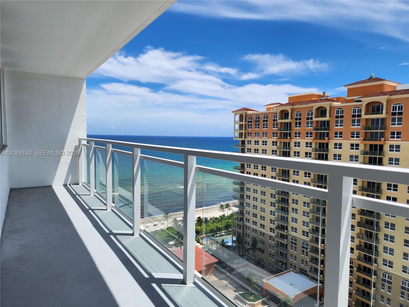 Parker Plaza Estates · #1710 in Hallandale Beach - Photo 2