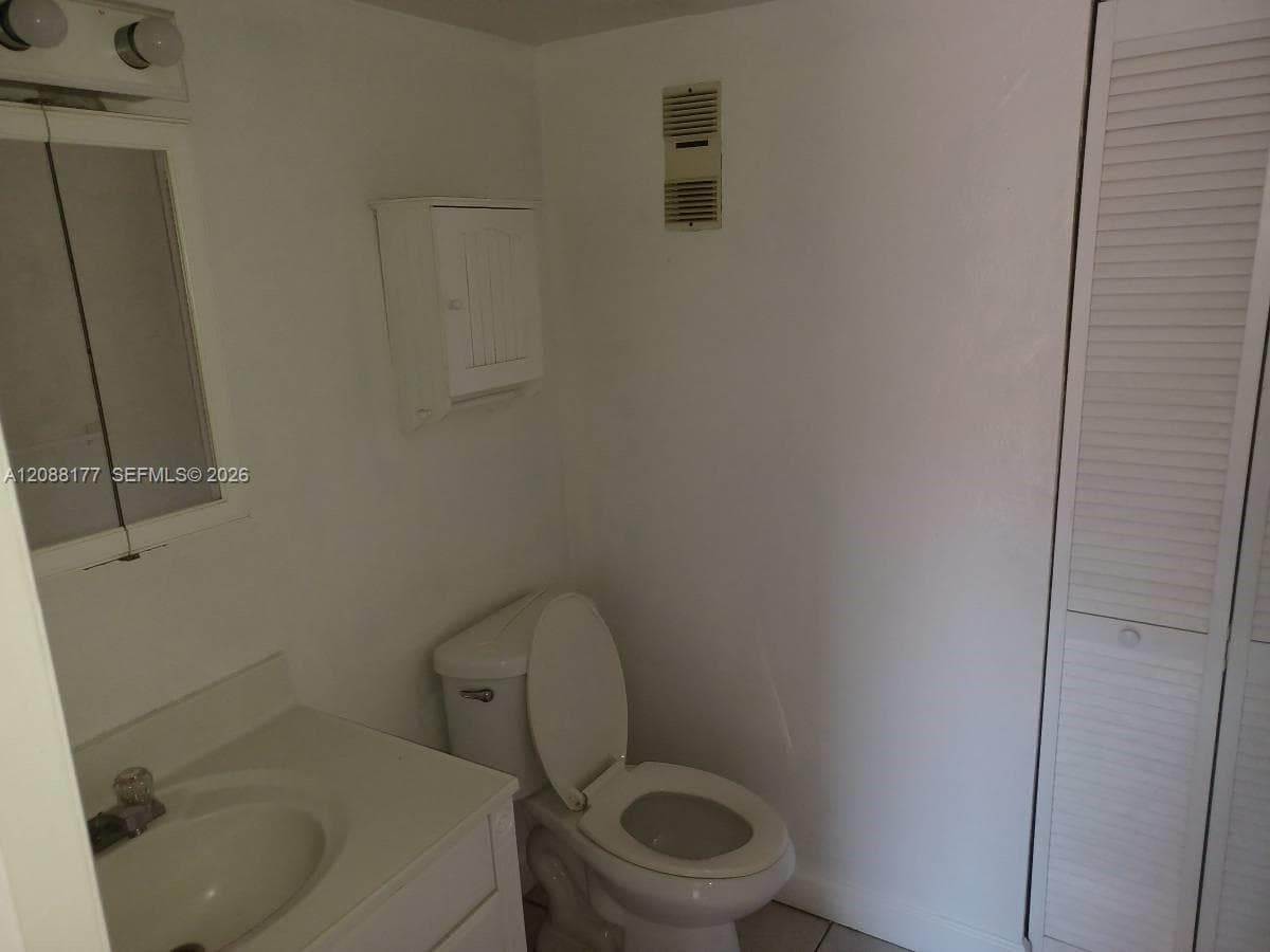 CYPRESS VILLAGE CONDO · #M2 in Miami Lakes - Photo 6