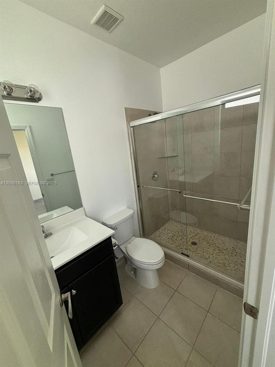 3337 W 105th Ter photo 7