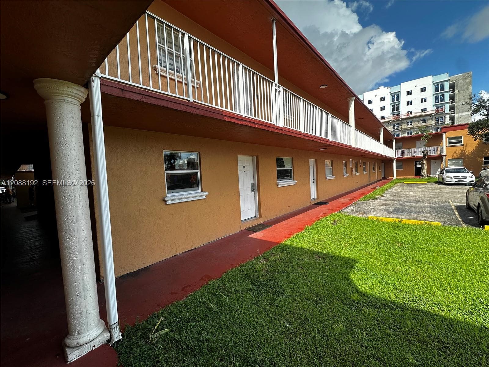 BELLA LUNA CONDO · #126 in Hialeah - Photo 2