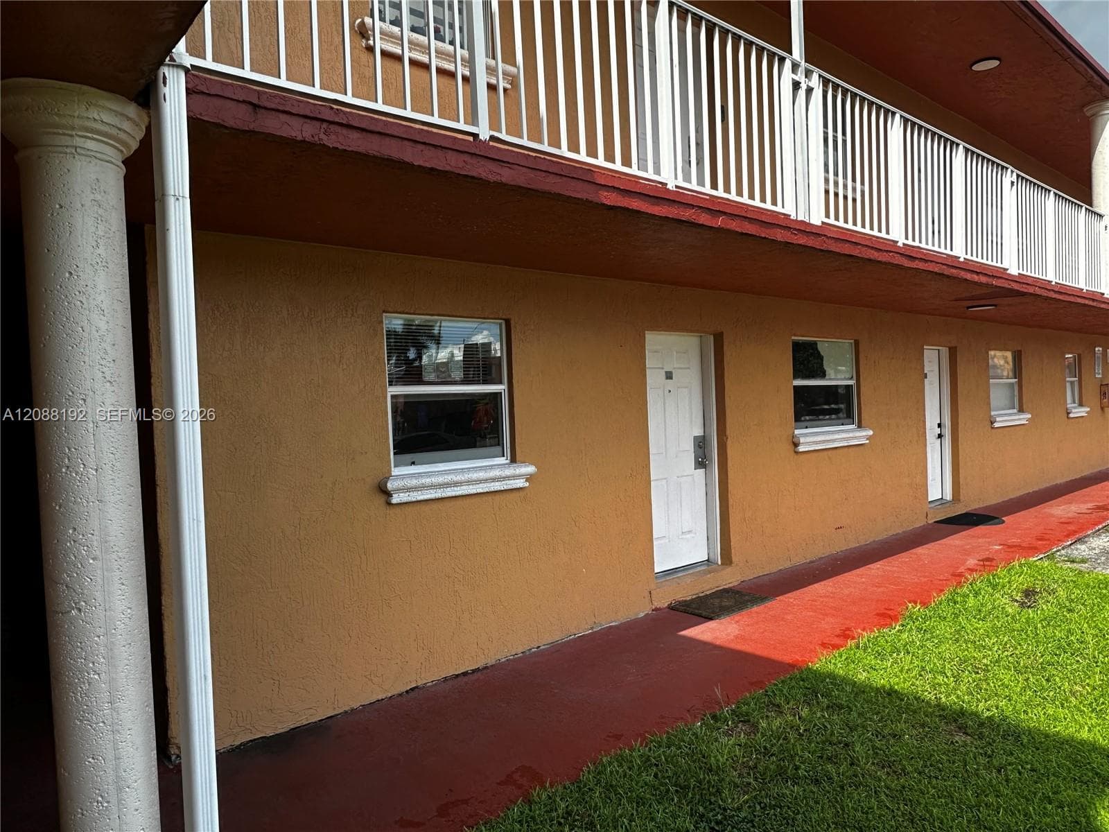 BELLA LUNA CONDO · #126 in Hialeah - Photo 3