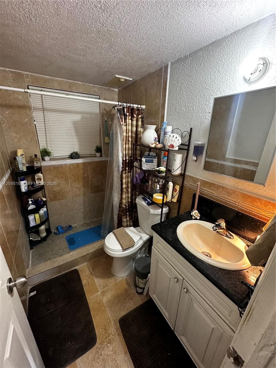 BELLA LUNA CONDO · #126 in Hialeah - Photo 20