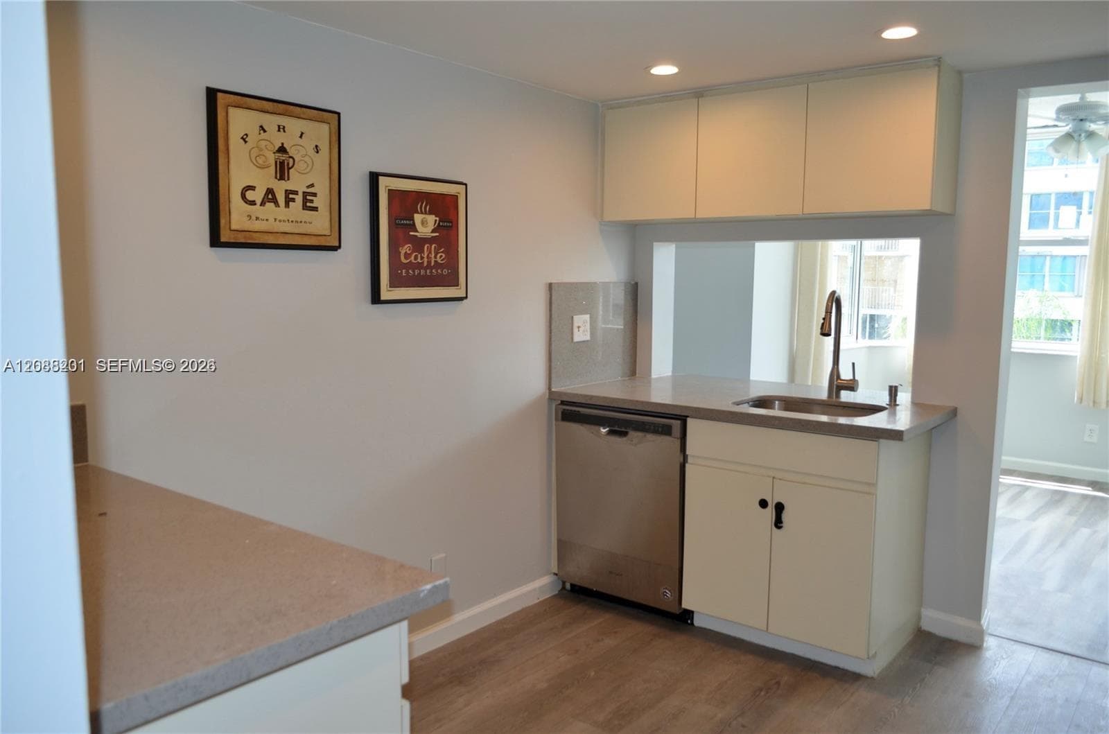 REEF SOUTH · #4D in North Miami Beach - Photo 9