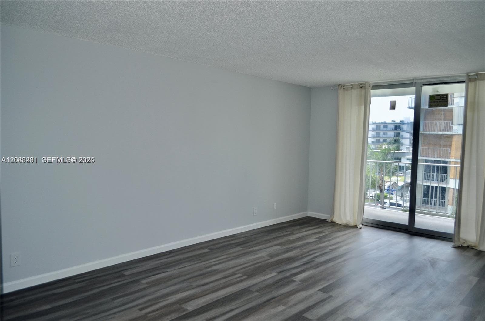 REEF SOUTH · #4D in North Miami Beach - Photo 4