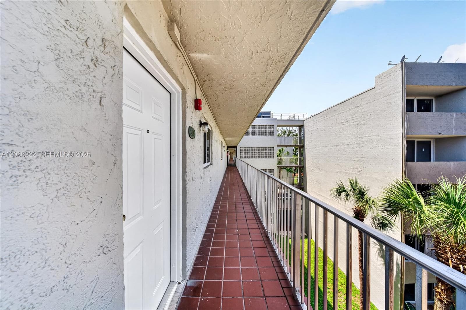 SAMARY LAKES · #2432 in Hialeah Gardens - Photo 3