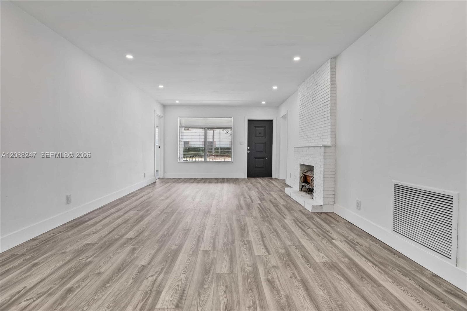 2517 Polk St photo 27