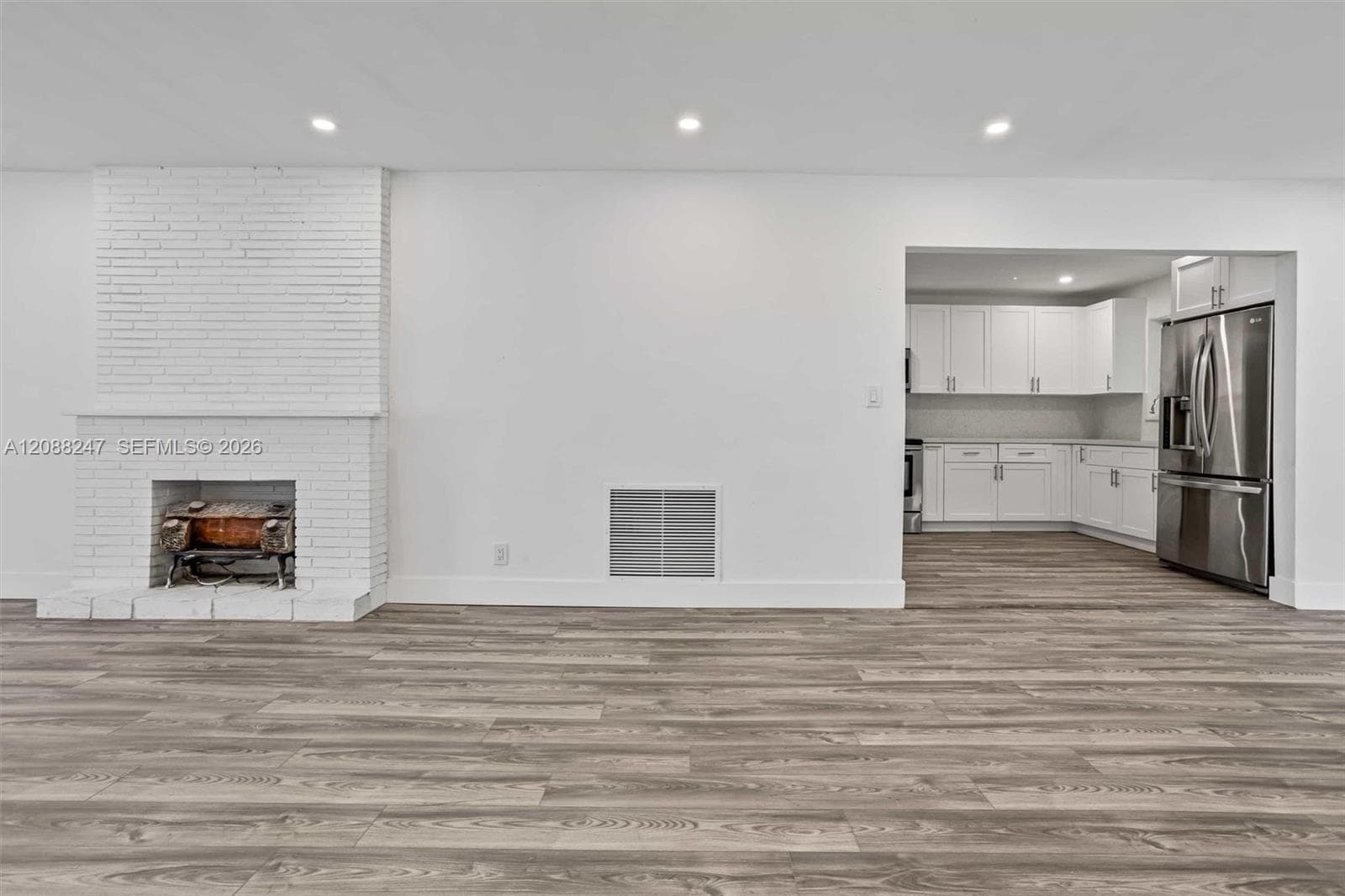 2517 Polk St photo 14