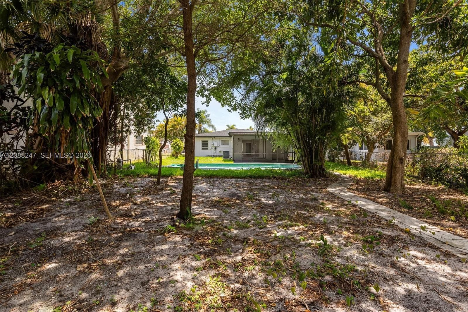 2517 Polk St photo 45