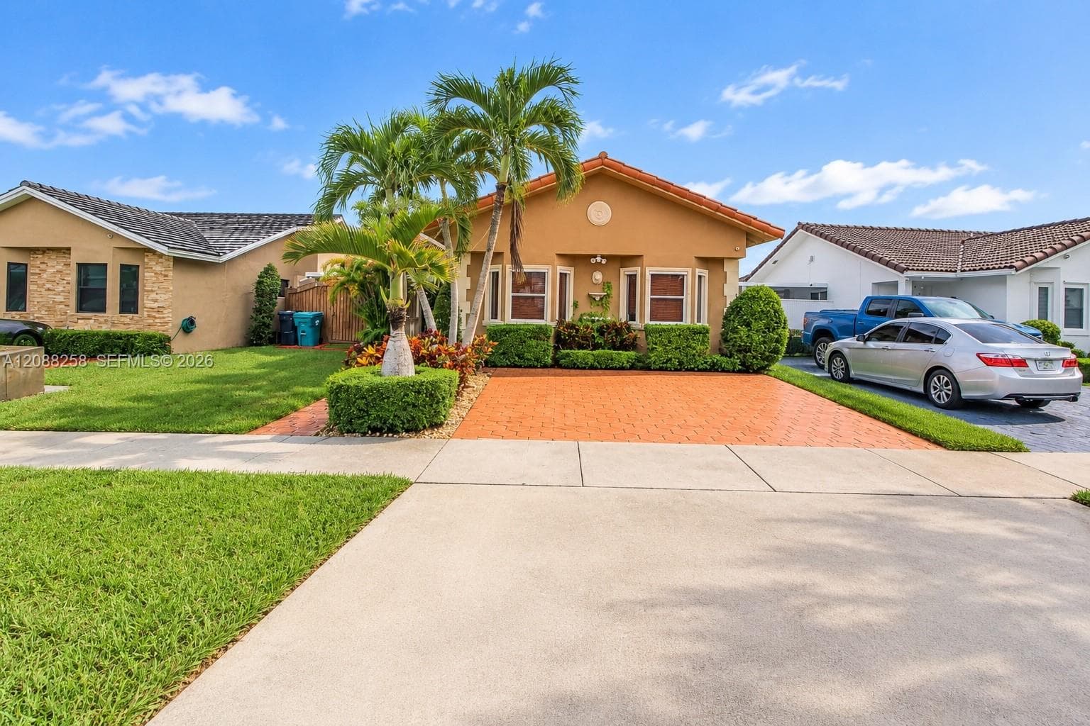 14590 SW 51st St #0 photo 2