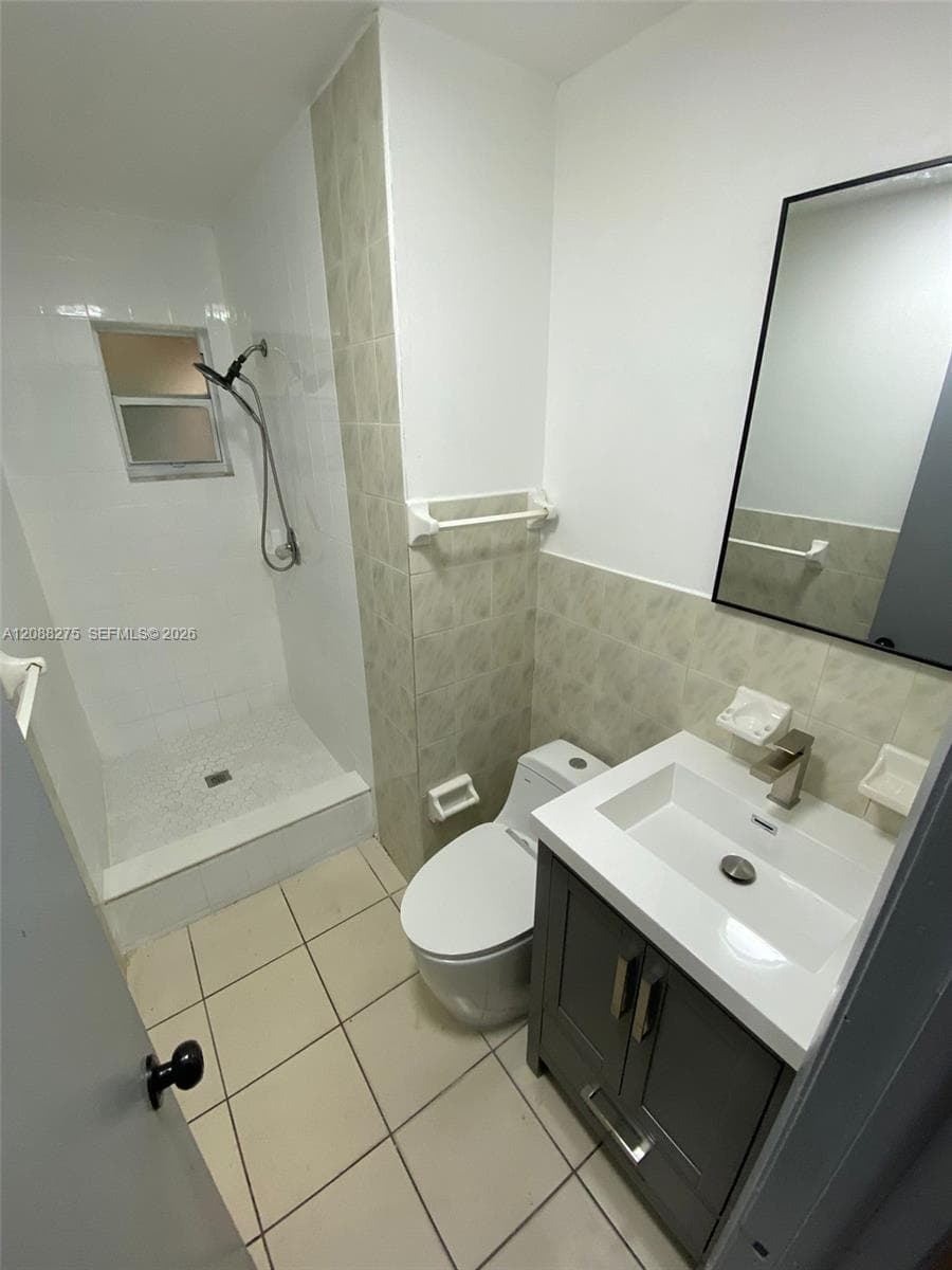 SUN-TAN VILLAGE SEC 2 · #0 in Hialeah - Photo 26