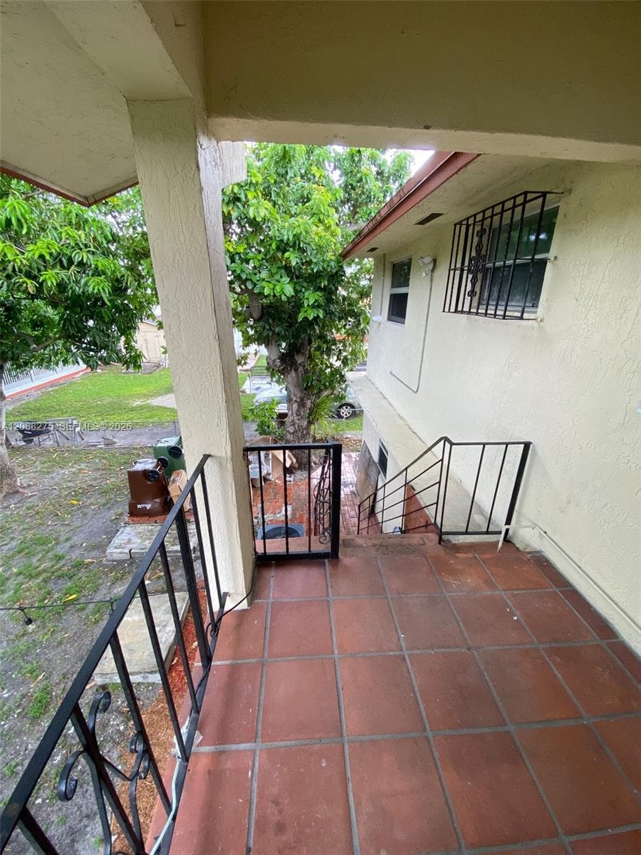 SUN-TAN VILLAGE SEC 2 · #0 in Hialeah - Photo 9