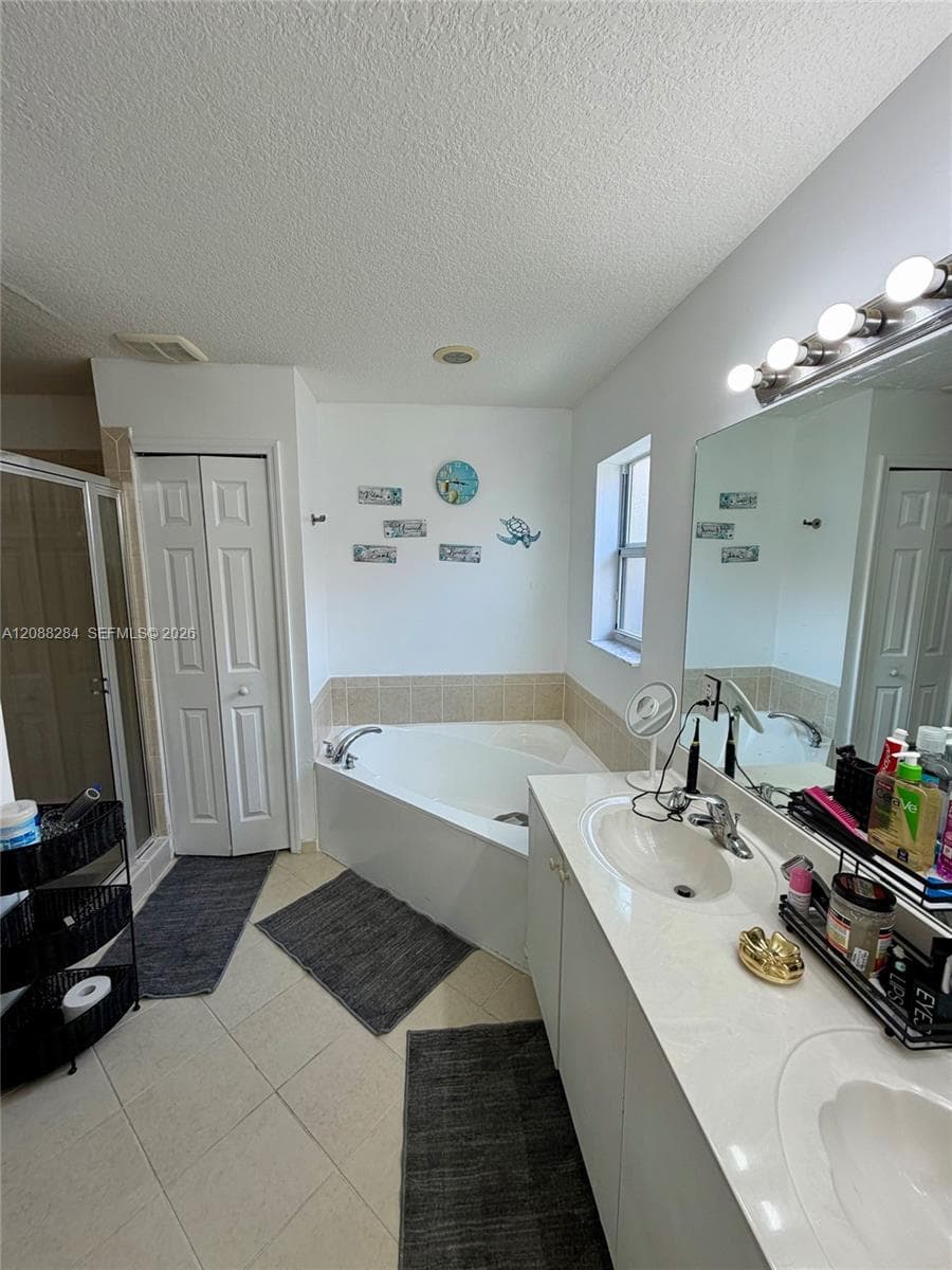1735 NE 36th Ave #0 photo 12