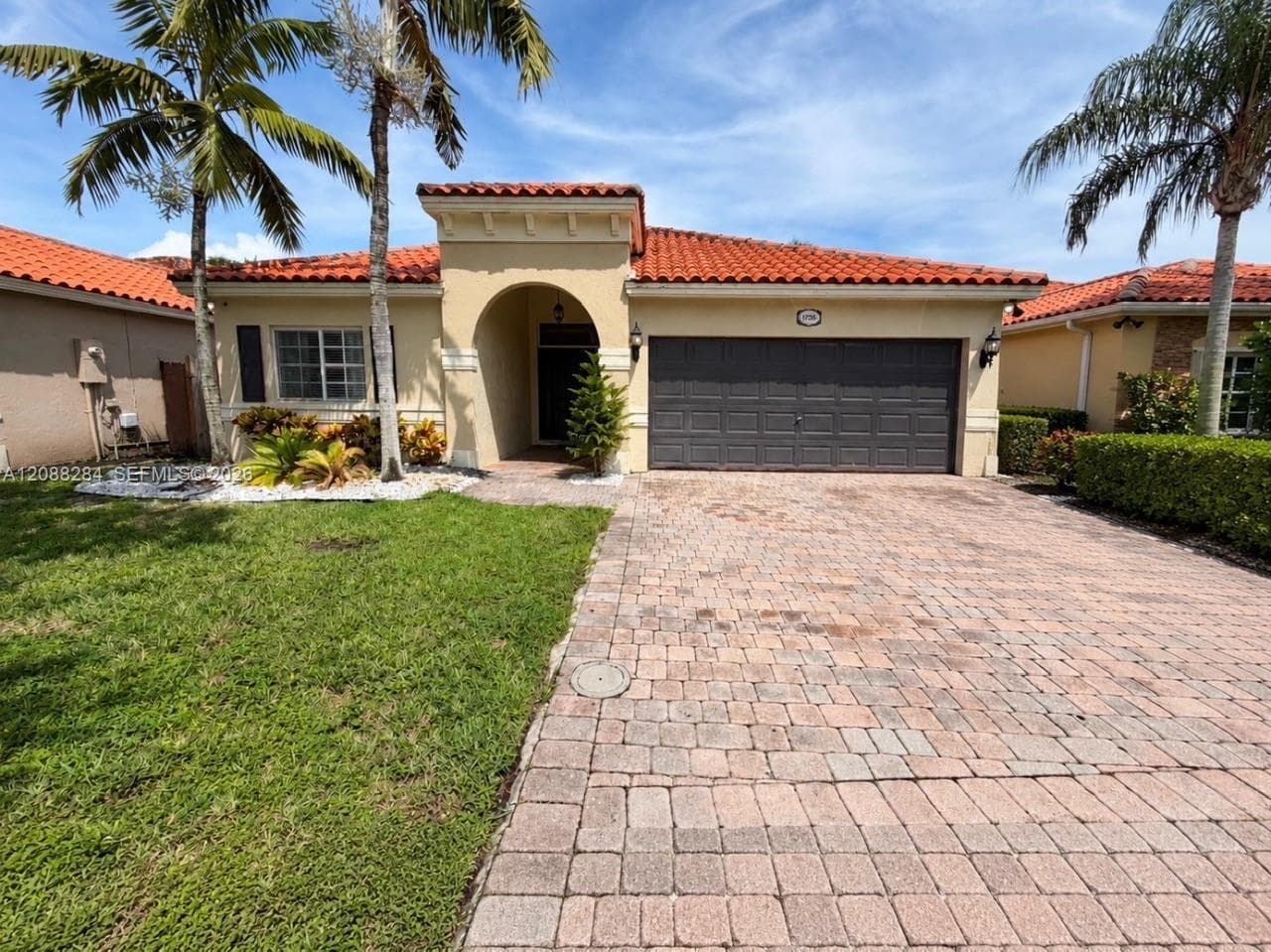 1735 NE 36th Ave #0 photo 1