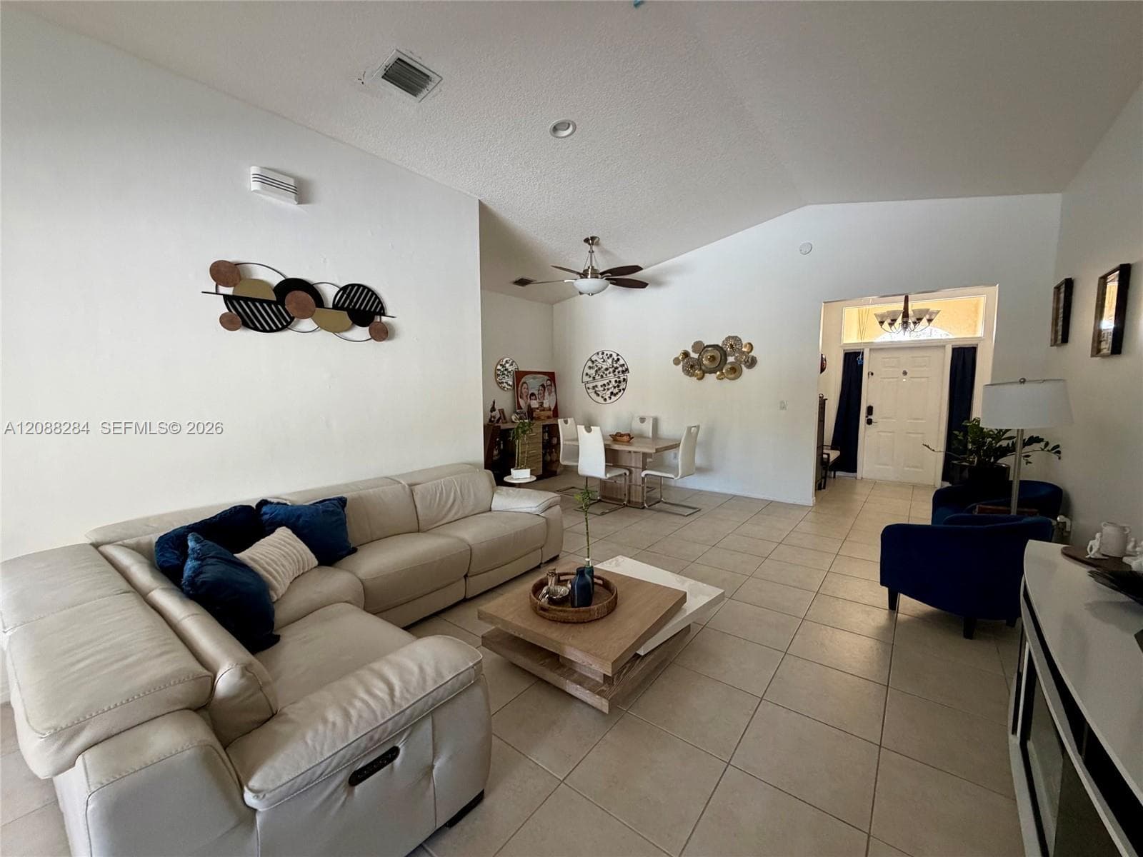 1735 NE 36th Ave #0 photo 4