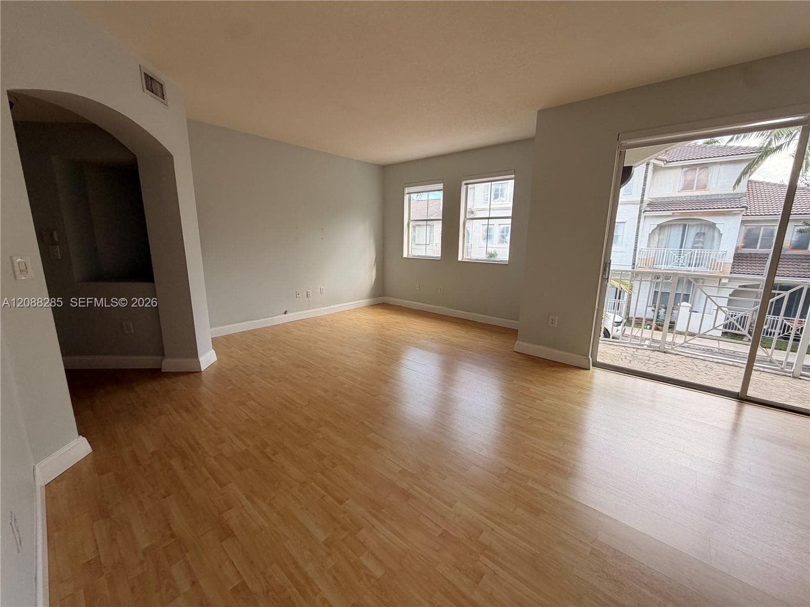 CENTURY PARK CONDO · #208 in Miami - Photo 4