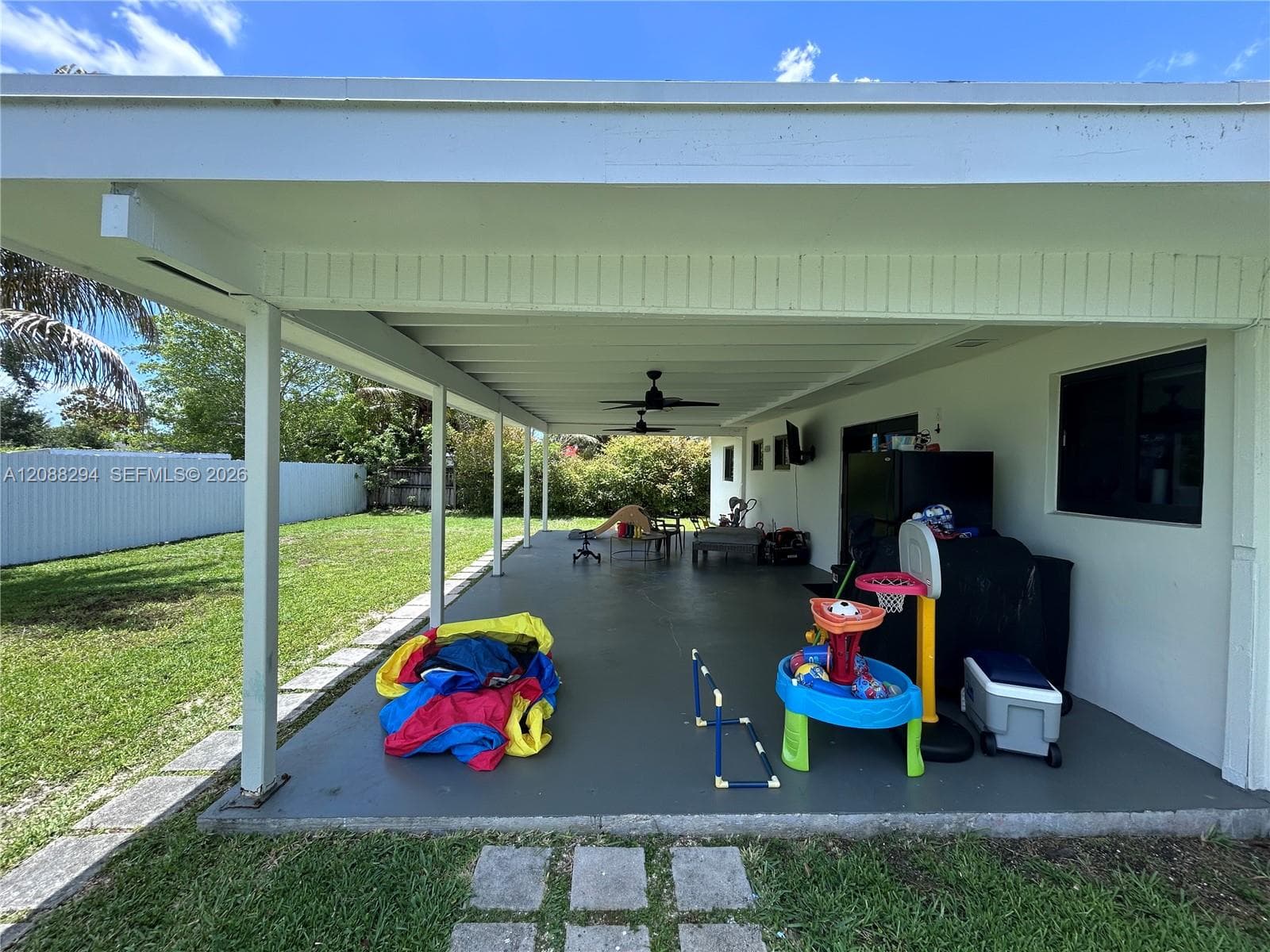 18101 SW 92nd Ave photo 16