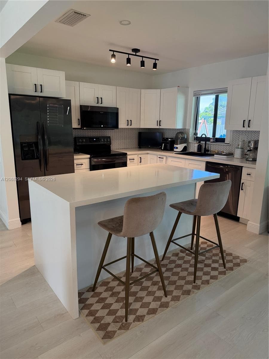 18101 SW 92nd Ave photo 9