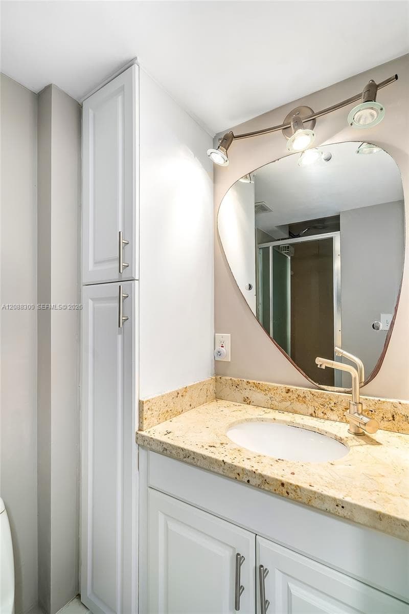 WINSTON TOWERS 100 CONDO · #801 in Sunny Isles Beach - Photo 22