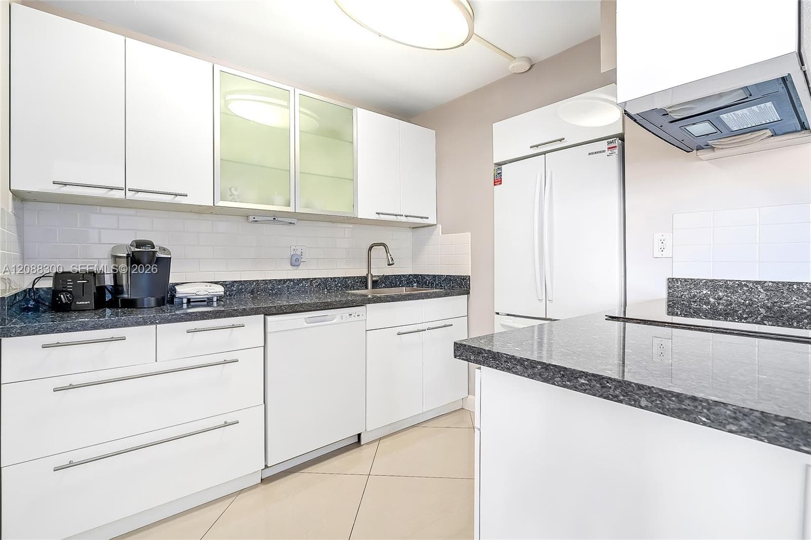 WINSTON TOWERS 100 CONDO · #801 in Sunny Isles Beach - Photo 10