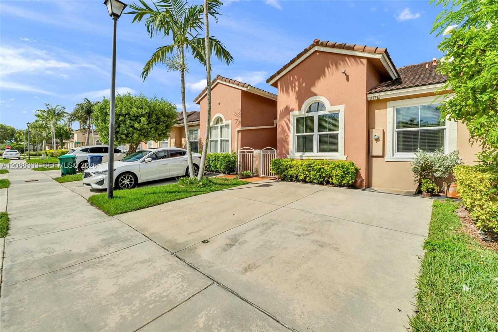 23732 SW 110th Ave photo 3