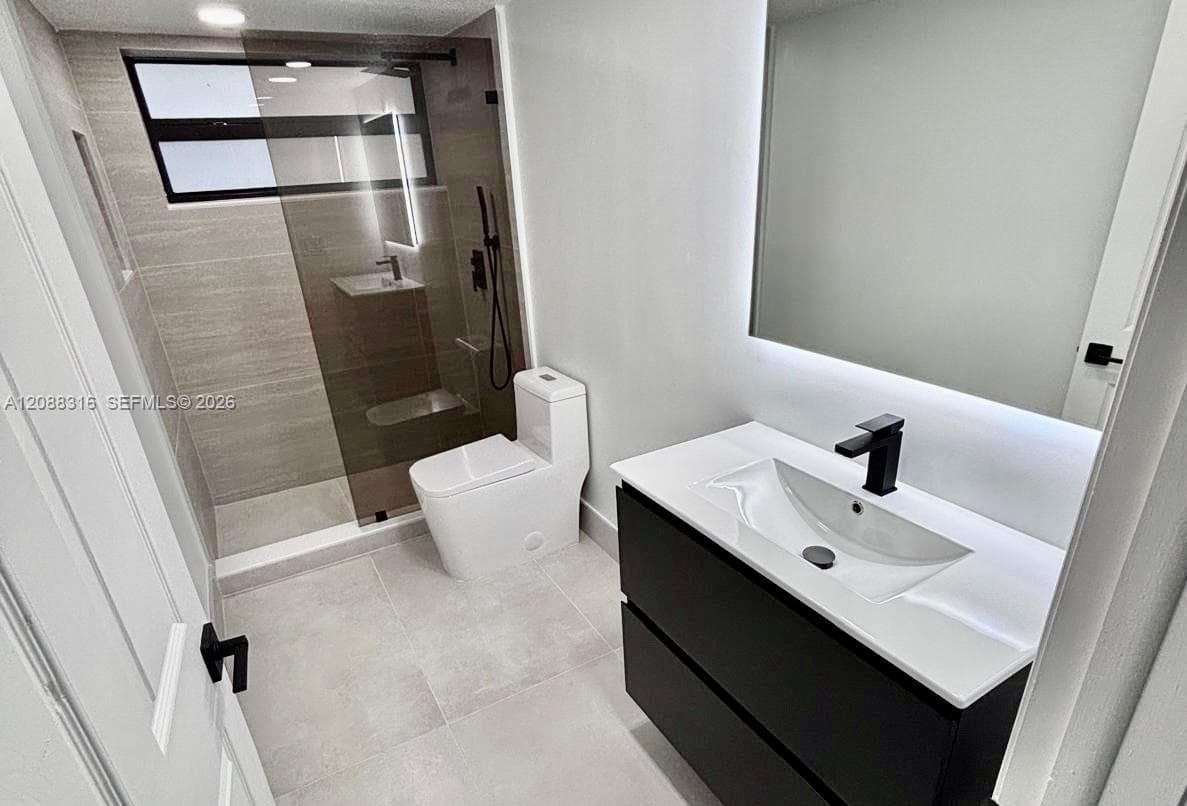 Virtually Staged spacious guest bedroom with ensuite bathroom and lots of walk-in closet space.