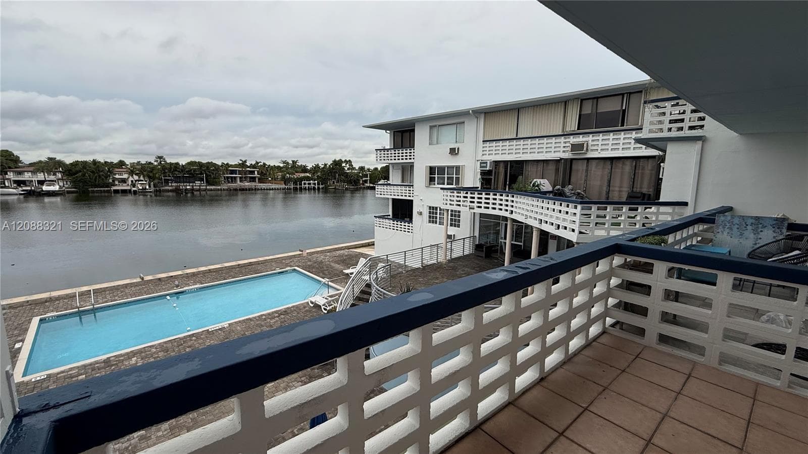 AMD PL OF 2ND OCEAN FRONT · #239 in Miami Beach - Photo 9