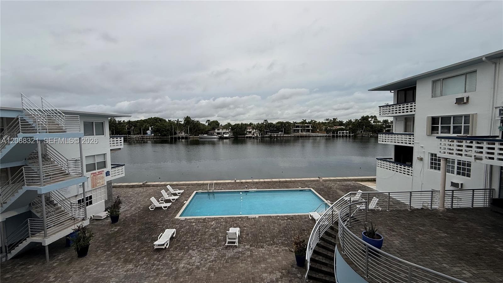 AMD PL OF 2ND OCEAN FRONT · #239 in Miami Beach - Photo 10