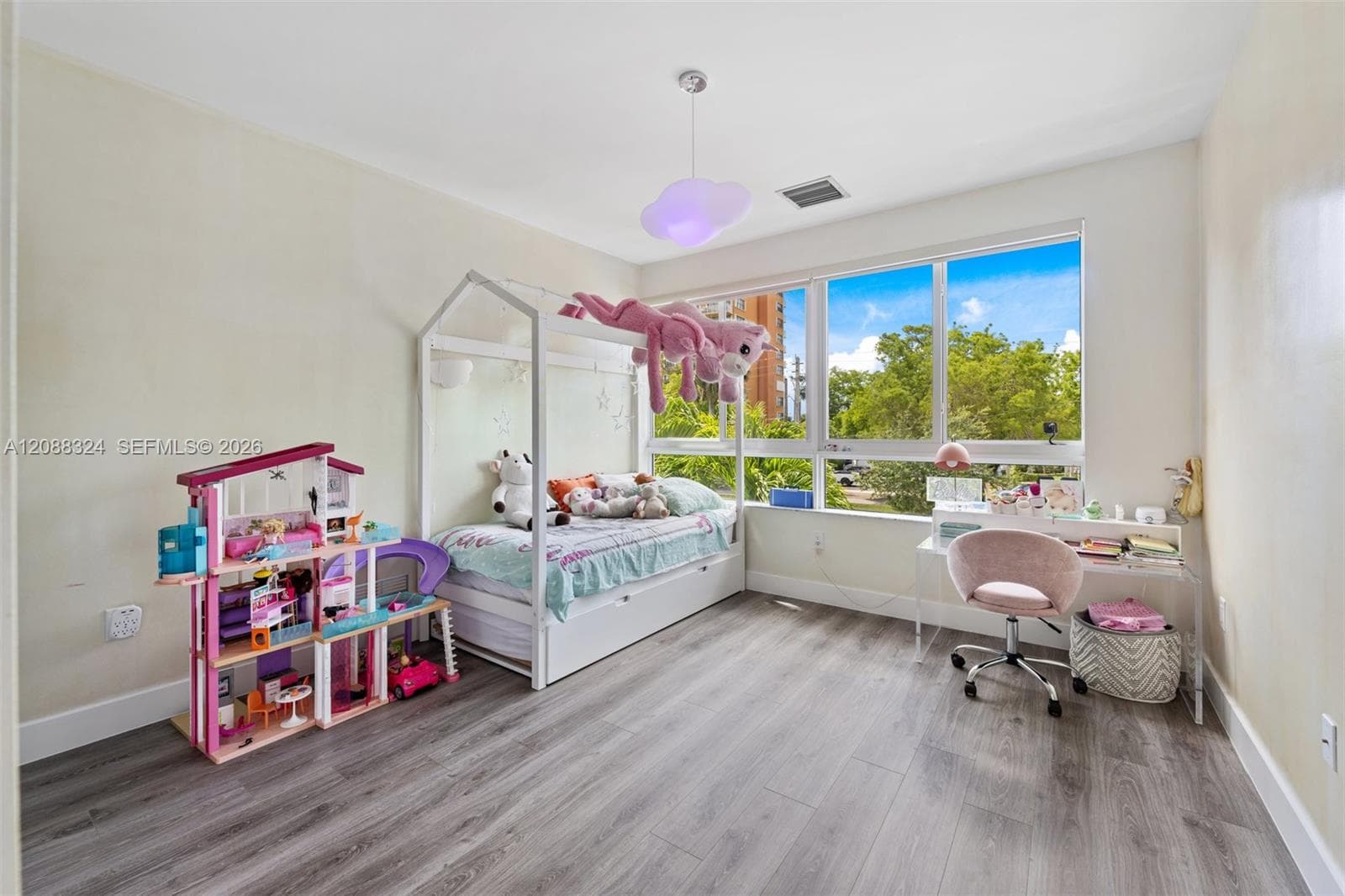 2nd Bedroom