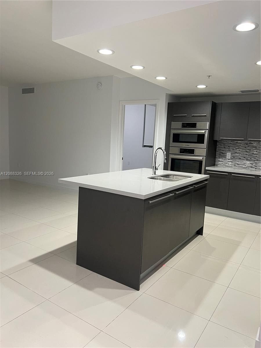 GRAND BAY COMMONS SOUTH · #207 in Doral - Photo 36