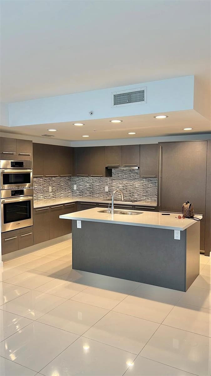 GRAND BAY COMMONS SOUTH · #207 in Doral - Photo 20