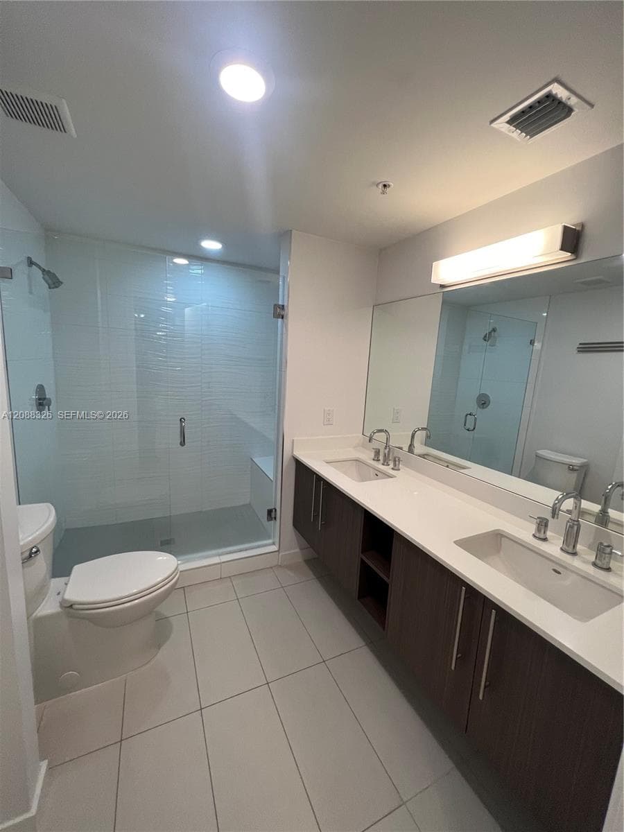 GRAND BAY COMMONS SOUTH · #207 in Doral - Photo 38