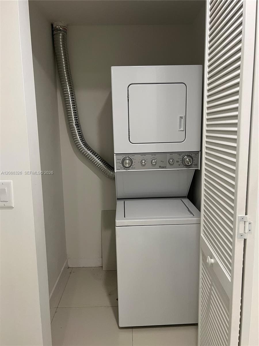 GRAND BAY COMMONS SOUTH · #207 in Doral - Photo 37