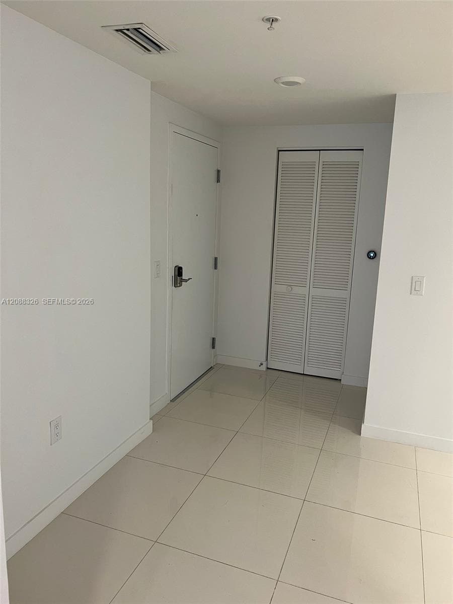 GRAND BAY COMMONS SOUTH · #207 in Doral - Photo 11