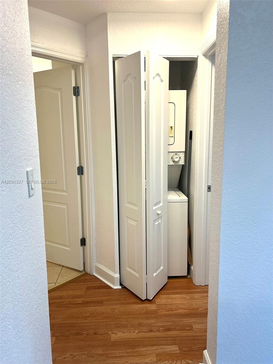 VALENCIA CONDO · #346 in South Miami - Photo 10
