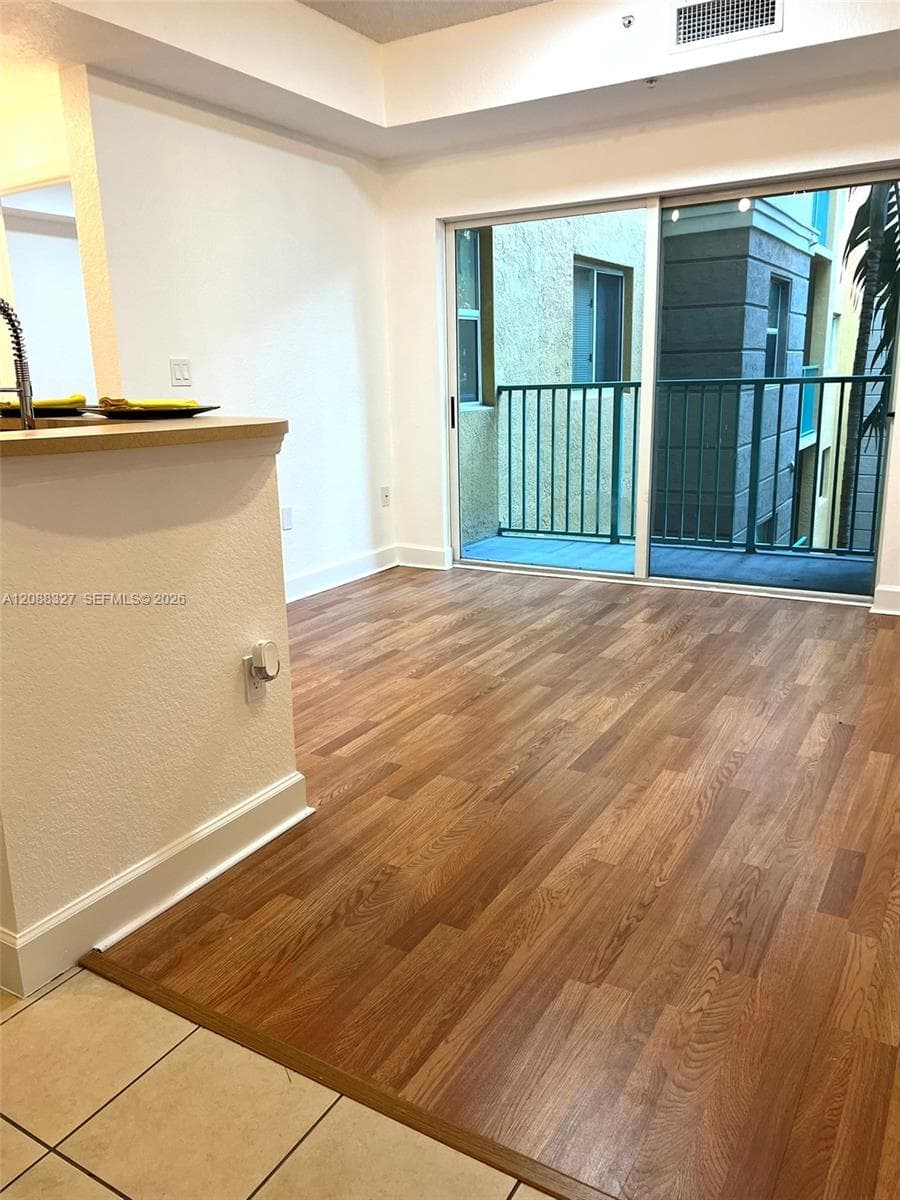 VALENCIA CONDO · #346 in South Miami - Photo 4