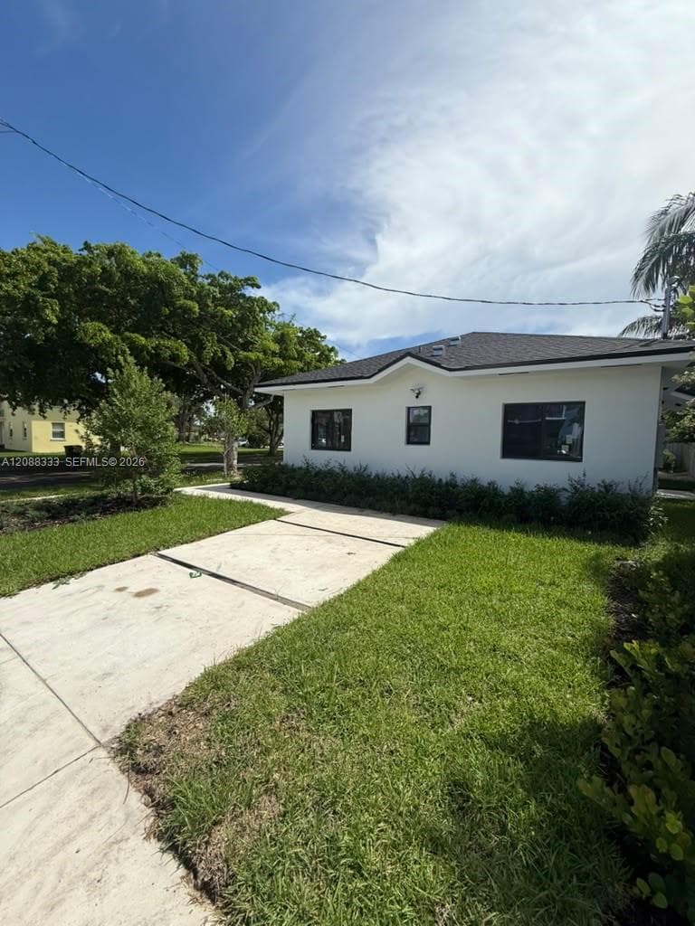 2165 Beautiful Ave #1 photo 3