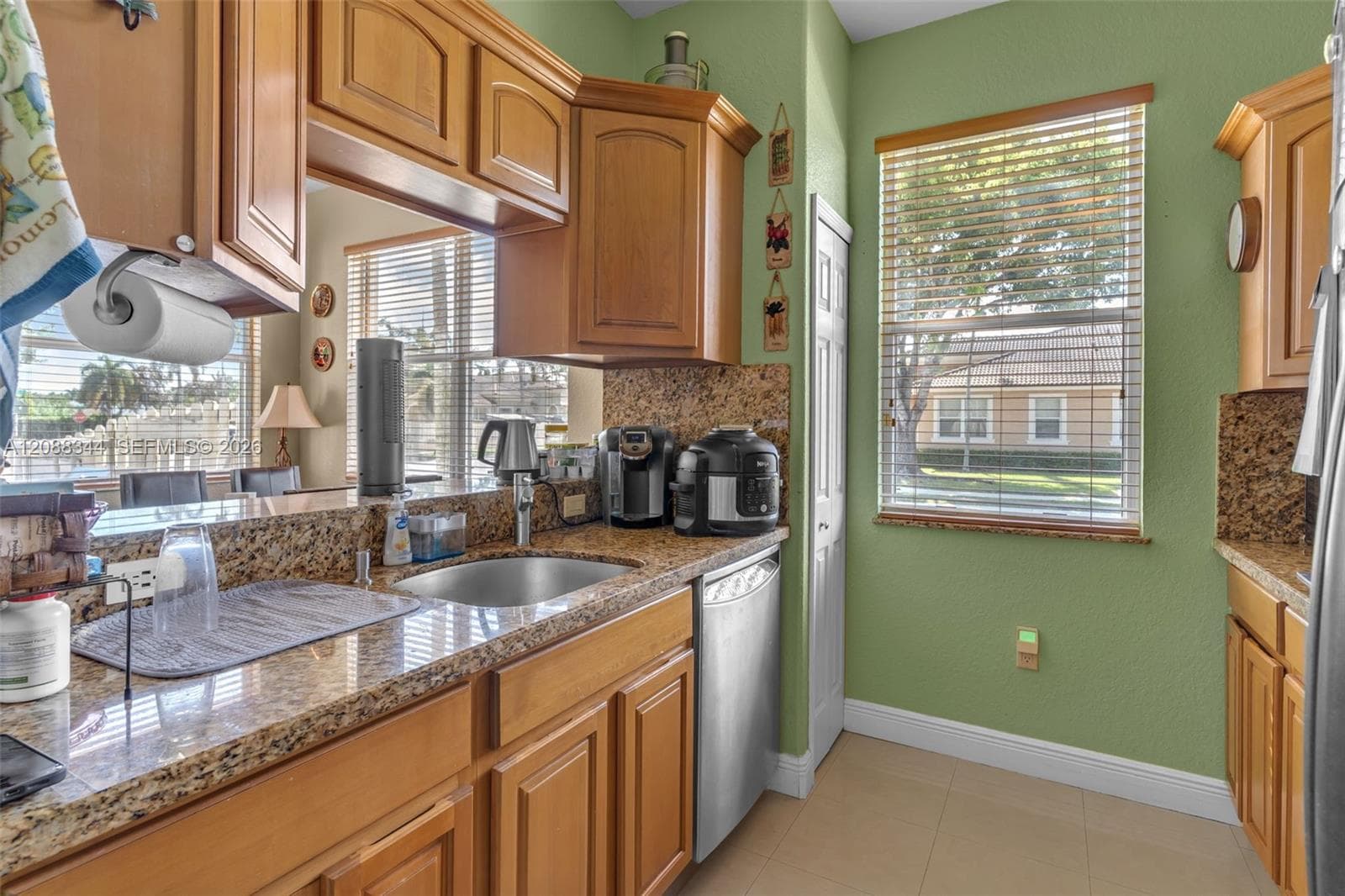 11064 SW 237th Ln photo 8