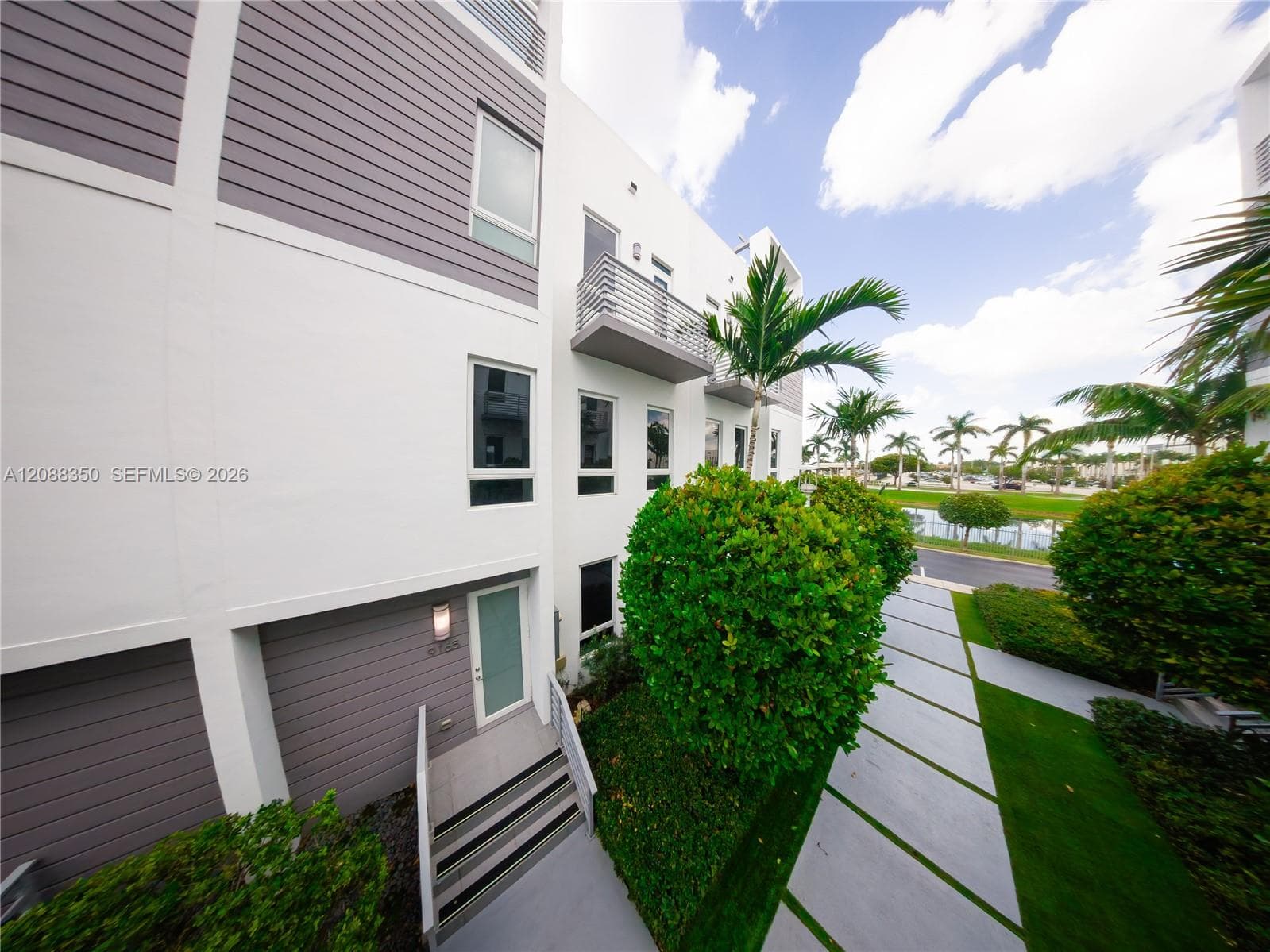 CONTEMPO TOWNHOMES · #9165 in Doral - Photo 6