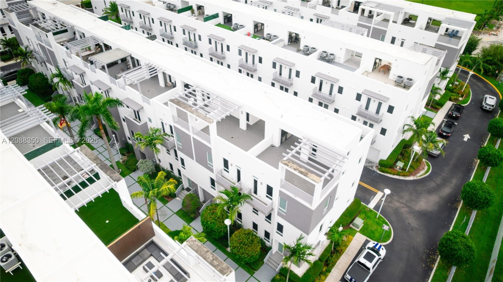 CONTEMPO TOWNHOMES · #9165 in Doral - Photo 16