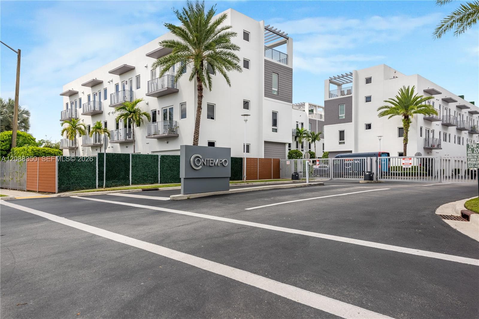 CONTEMPO TOWNHOMES · #9165 in Doral - Photo 9