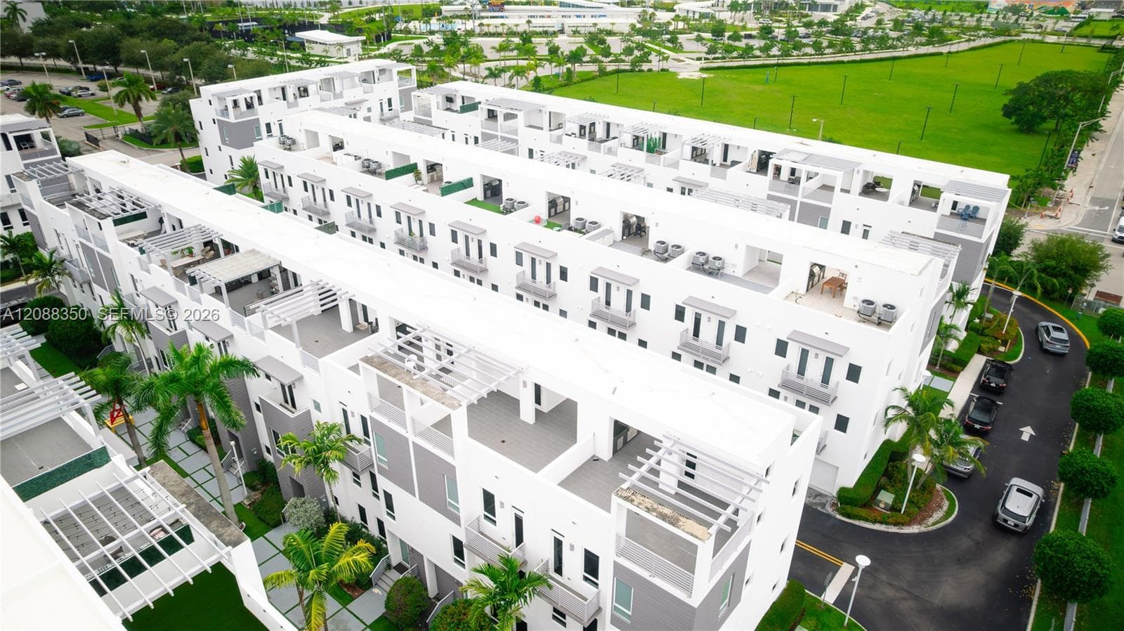 CONTEMPO TOWNHOMES · #9165 in Doral - Photo 15