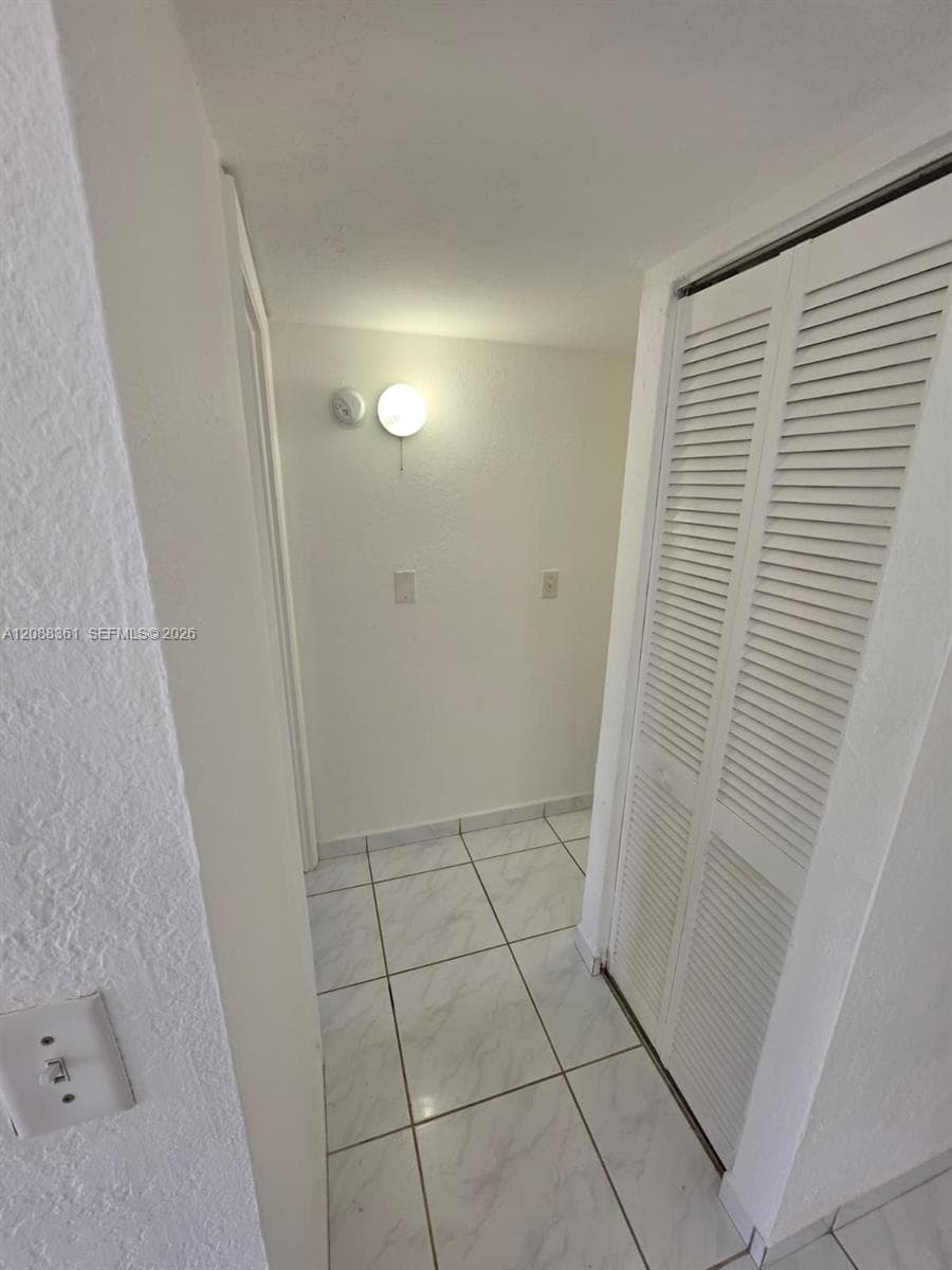 YOLANDA VILLAS CONDO · #605E in Miami - Photo 8