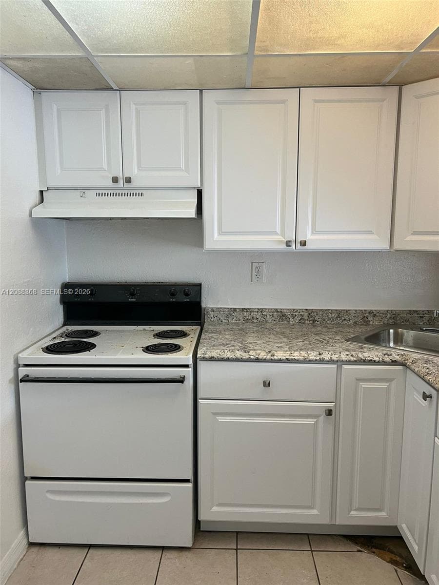 YOLANDA VILLAS CONDO · #606E in Miami - Photo 23