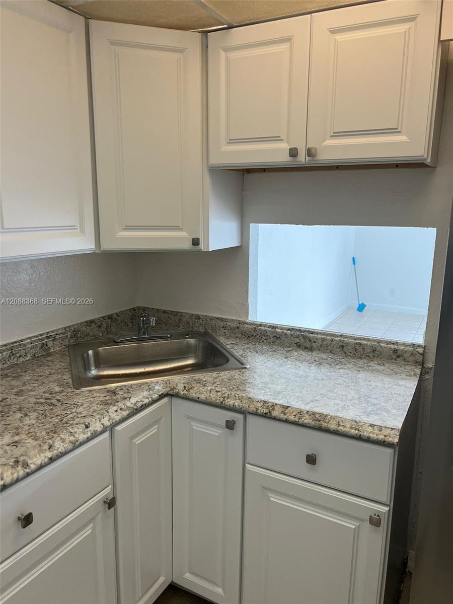YOLANDA VILLAS CONDO · #606E in Miami - Photo 22