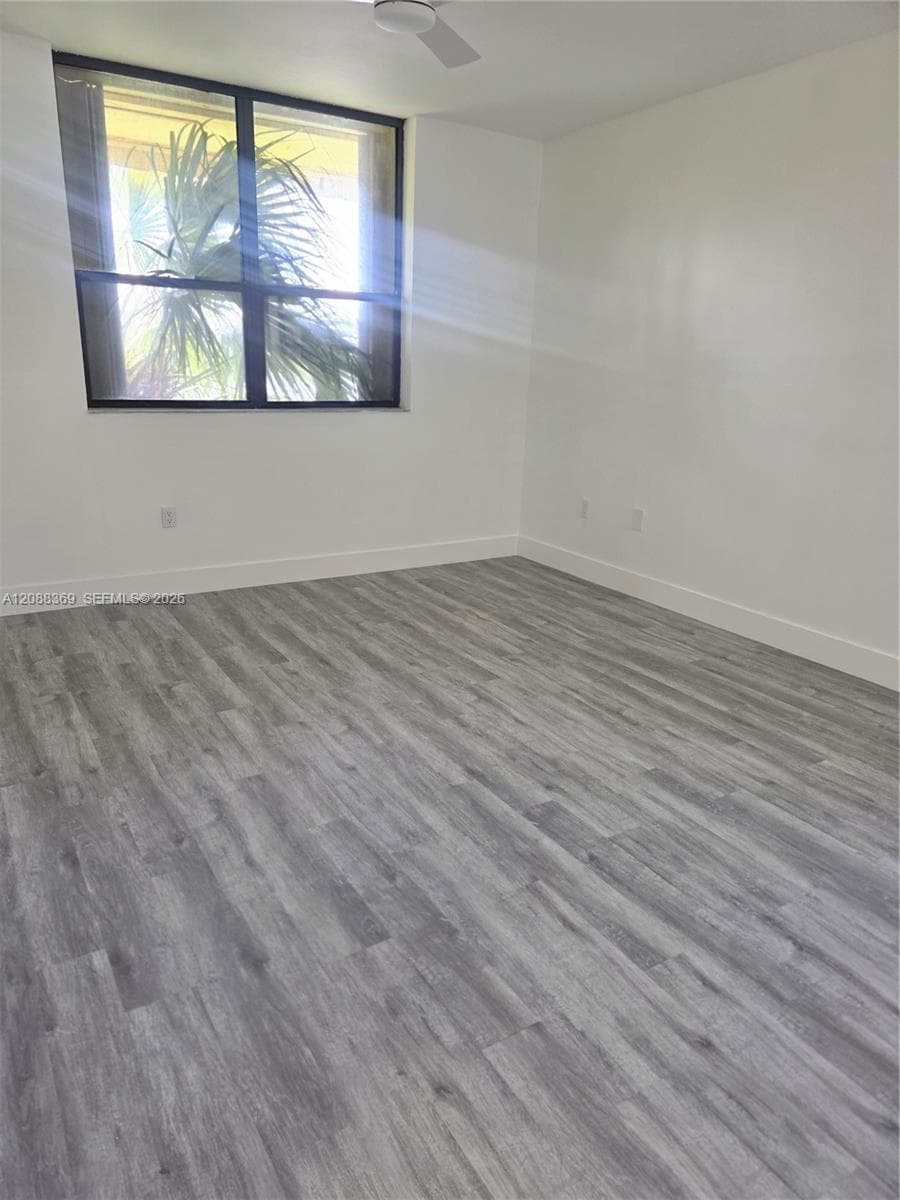 NORTHLAKE VLG AT CALIF CL · #208B in Miami - Photo 19