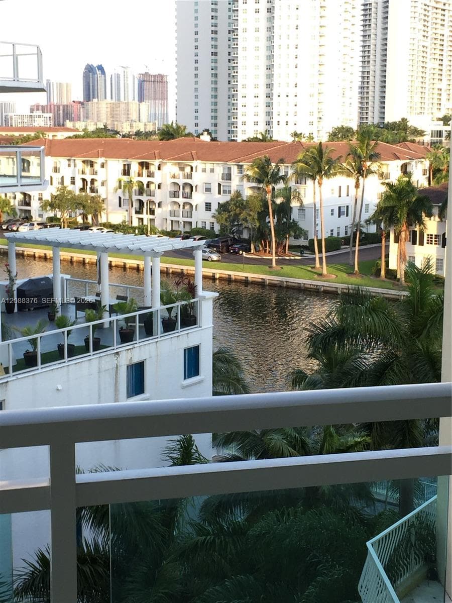 EASTSIDE AT AVENTURA COND · #506 in Aventura - Photo 26